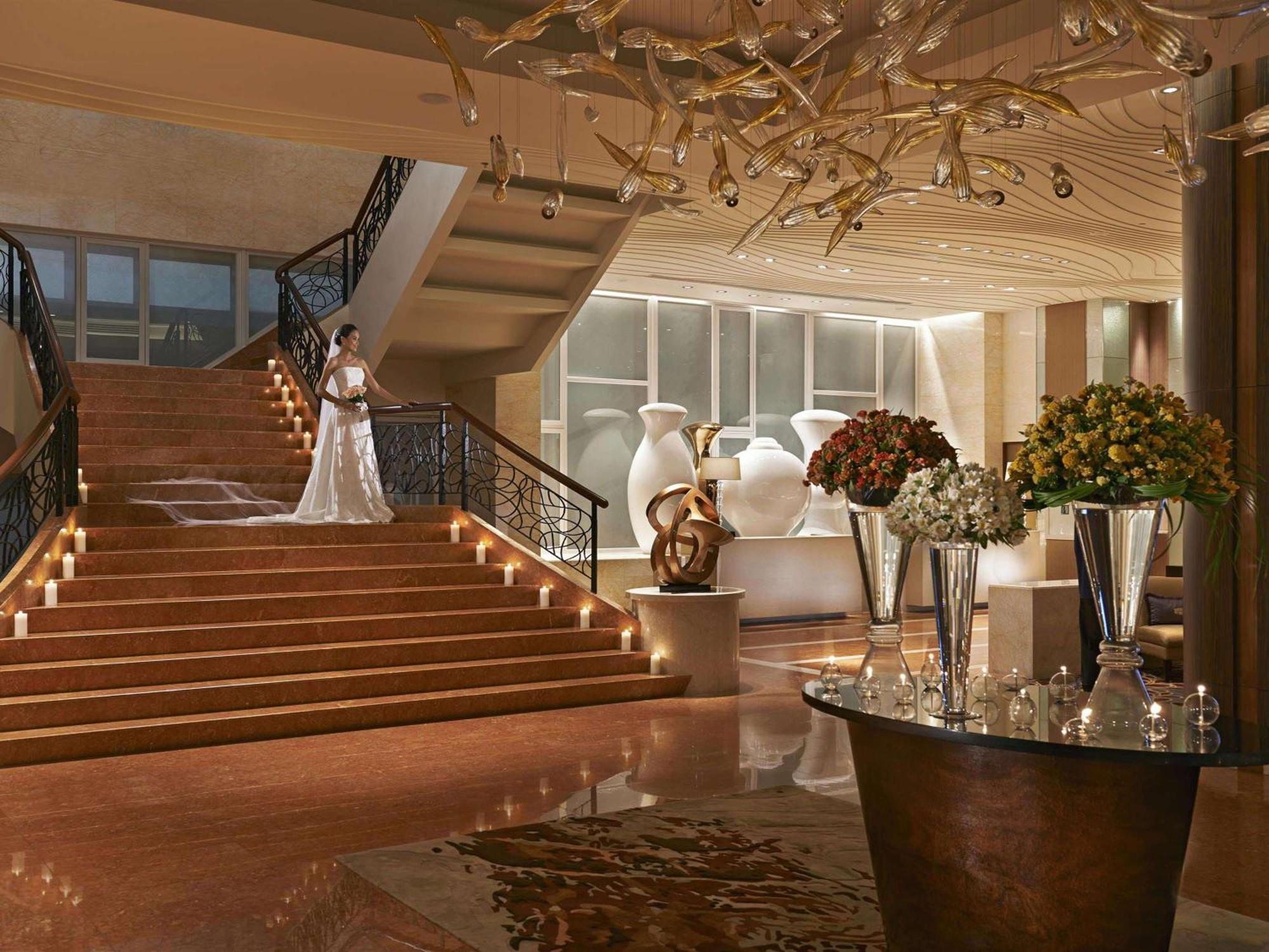 فندق فيرمونت ماكاتي المظهر الخارجي الصورة The lobby of the hotel